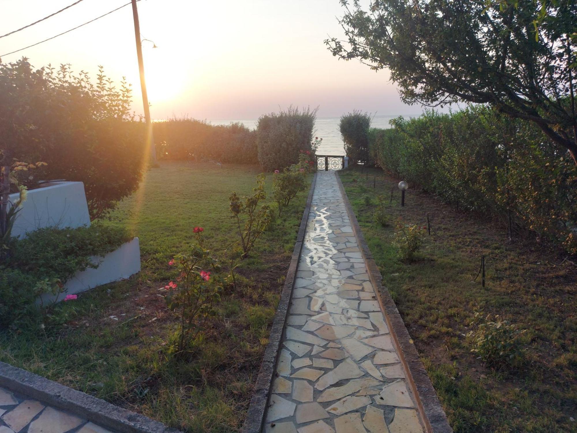 Aktaion Apartments Samothraki Bagian luar foto